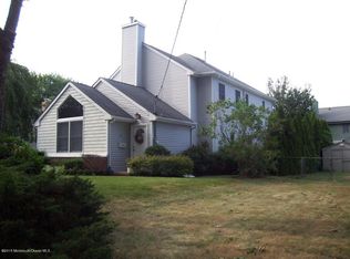 35 Iroquois Ave, Oceanport, NJ