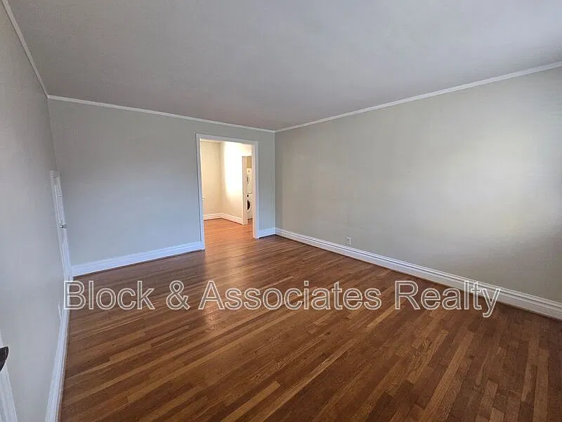 1 bed, 1.0 bath, $1,150 — Photo 4