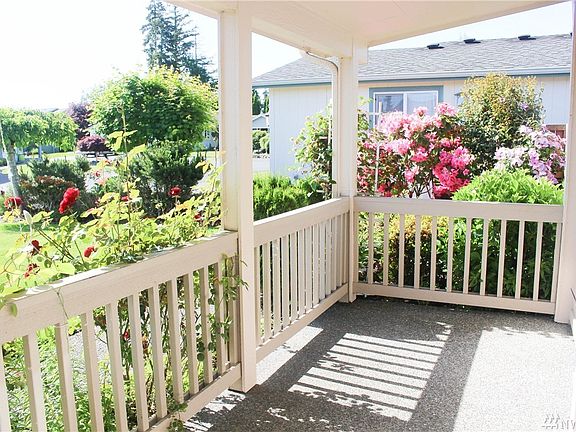 3rd image of 17710 19th Ave E