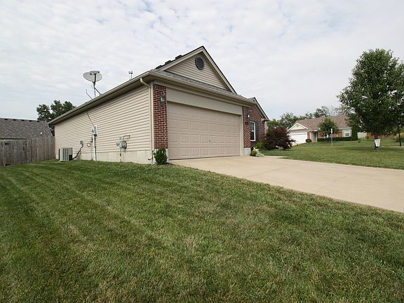 4th image of 124 Dublin Ln