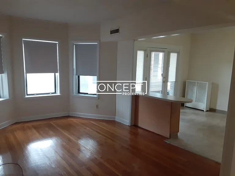 1131-1135 Commonwealth Ave #1 — Photo 3