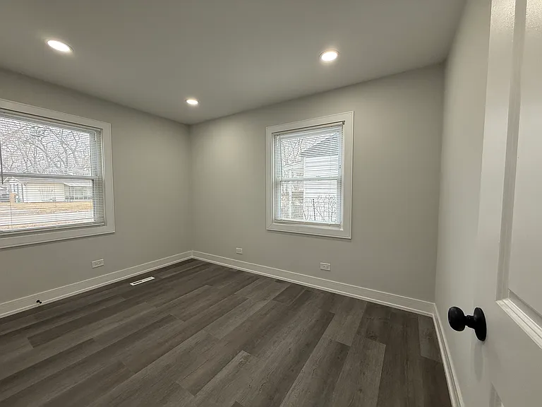 16752 Artesian Ave — Photo 7