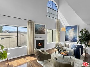 4211 Arch Dr APT 204, Studio City, CA 91604