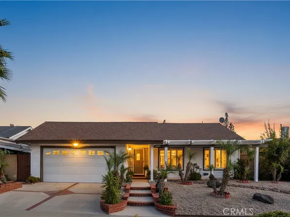 25312 Pizarro Rd, Lake Forest, CA 92630
