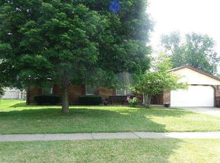 25 Marty Ln, West Alexandria, OH 45381