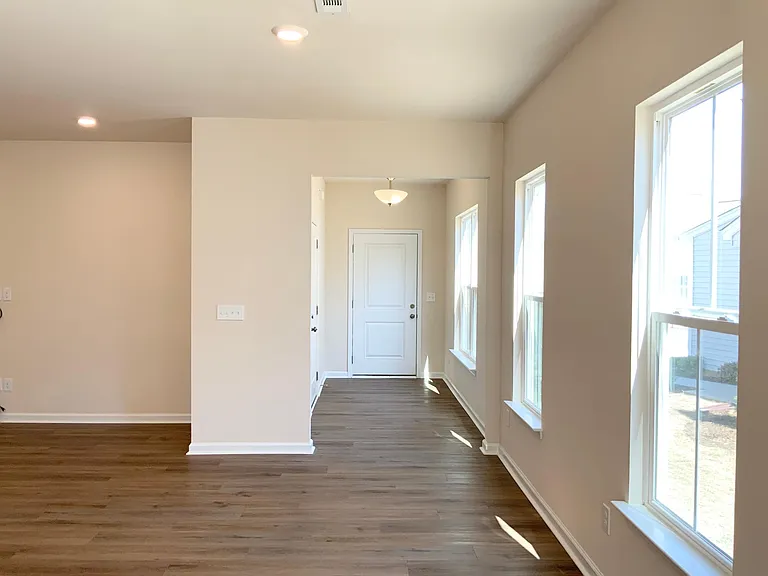 4011 Beckton Trl — Photo 4