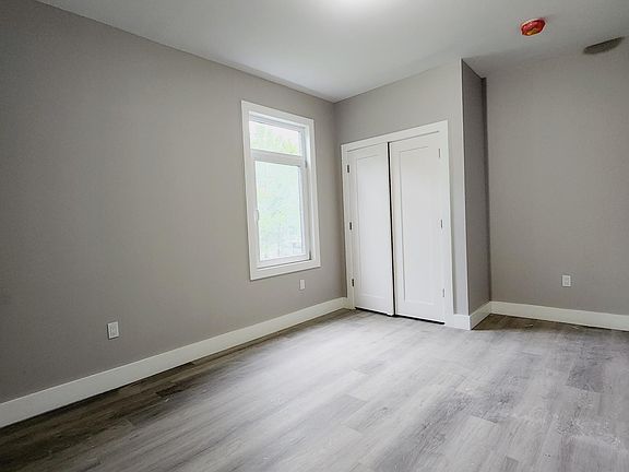 3rd image of 254 22nd St #1A