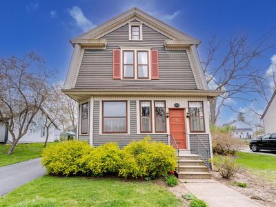 608 Division STREET, Mukwonago, WI, 53149