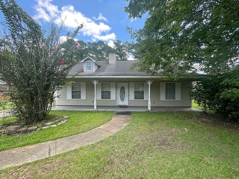 106 Boyce Rd — Photo 1