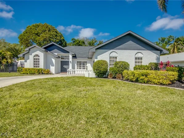 354 Prather Dr, Fort Myers, FL 33919
