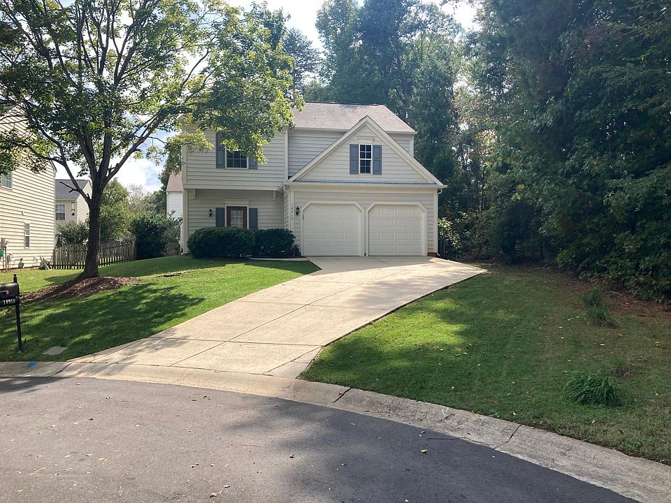 Quiet, wooded, cul-de-sac location. Minutes to heart of Ballantyne Office/Shopping/Restaurants/Entertainment!