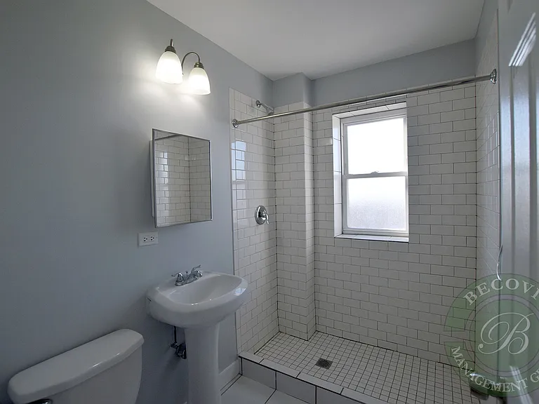 The Greenview — Photo 88
