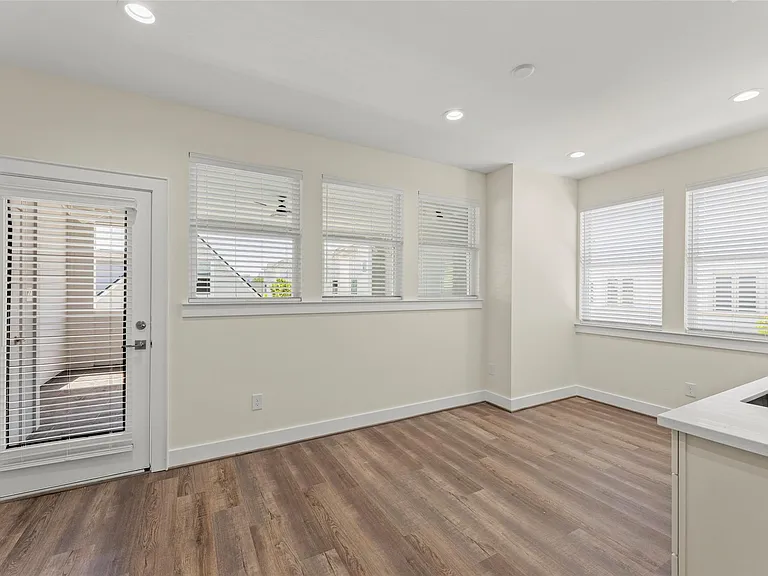 1802 Napa Creek Lane Ct — Photo 24