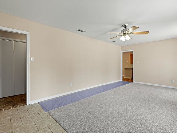 5th image of 1904 Lakeshore Dr