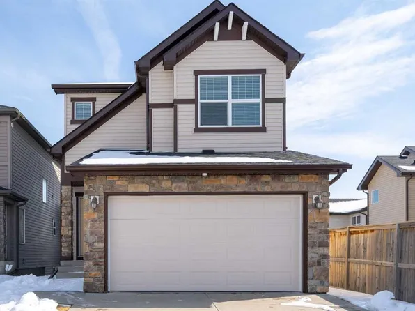 102 W Kincora Glen Mews NW, Calgary, AB T3R 0B6