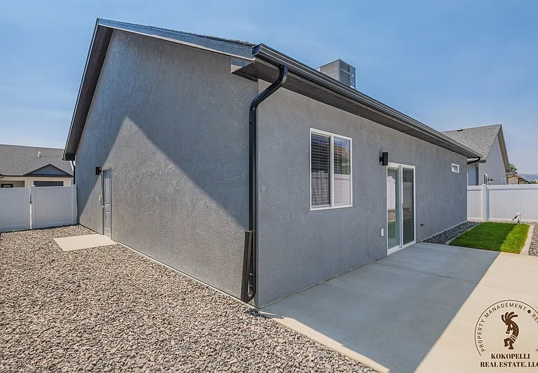 2454 Hamilton Rd #B — Photo 29