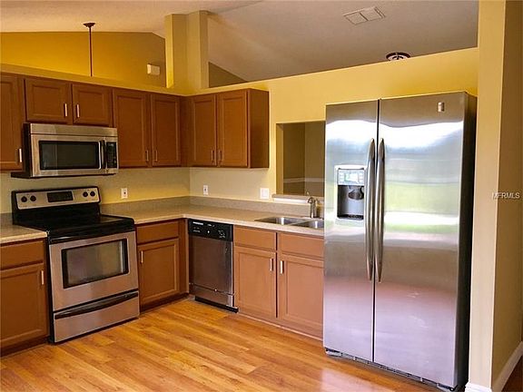 4th image of 2026 Gallagher Ave