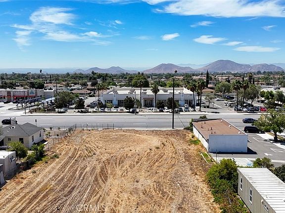 5th image of 17630 Foothill Blvd #522