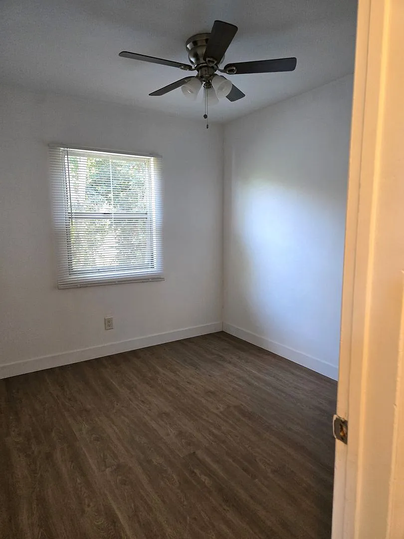 2 bed, 1.0 bath, $2,145 — Photo 2