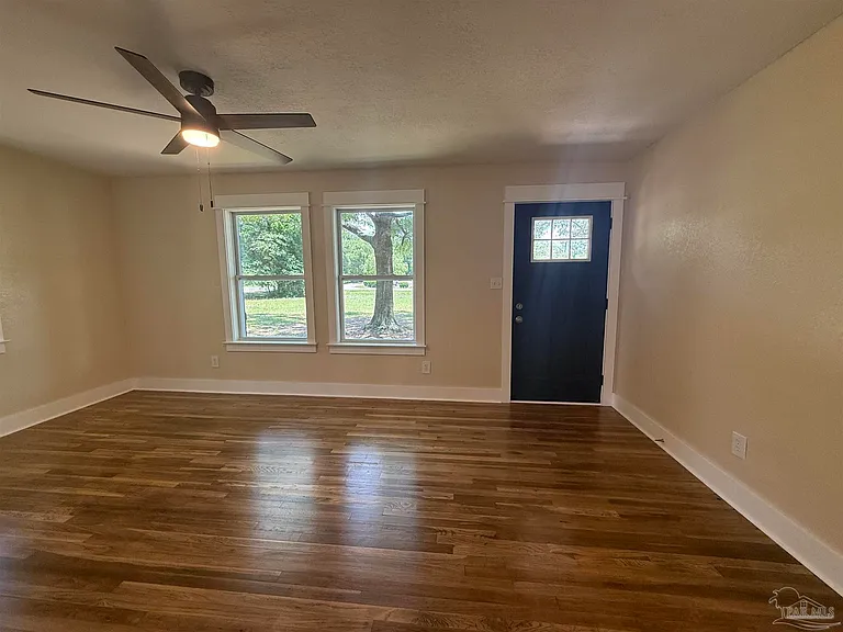 5837 Berryhill Rd — Photo 3