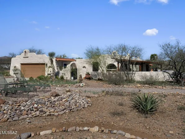 4 Boquillas Ct, Tubac, AZ 85646