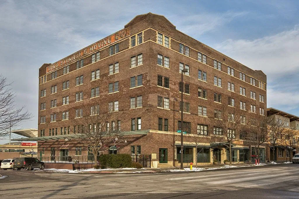 1 bed, 708 sqft, $1,400 — Photo 2