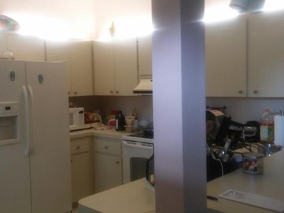 4th image of 1547 Tarpon Ave