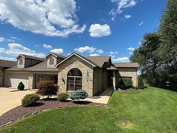 5th image of 49338 Eagle Dr