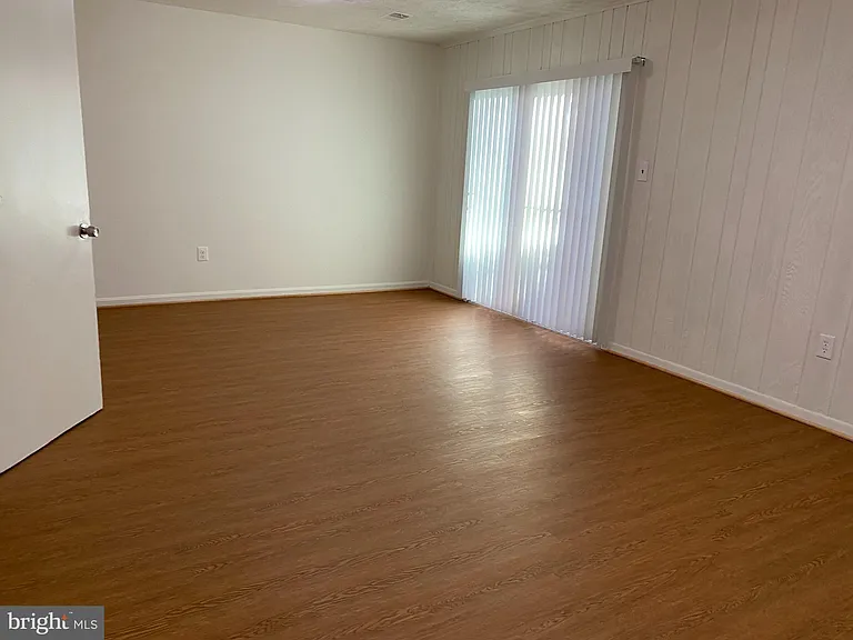 6802 Dina Leigh Ct — Photo 47