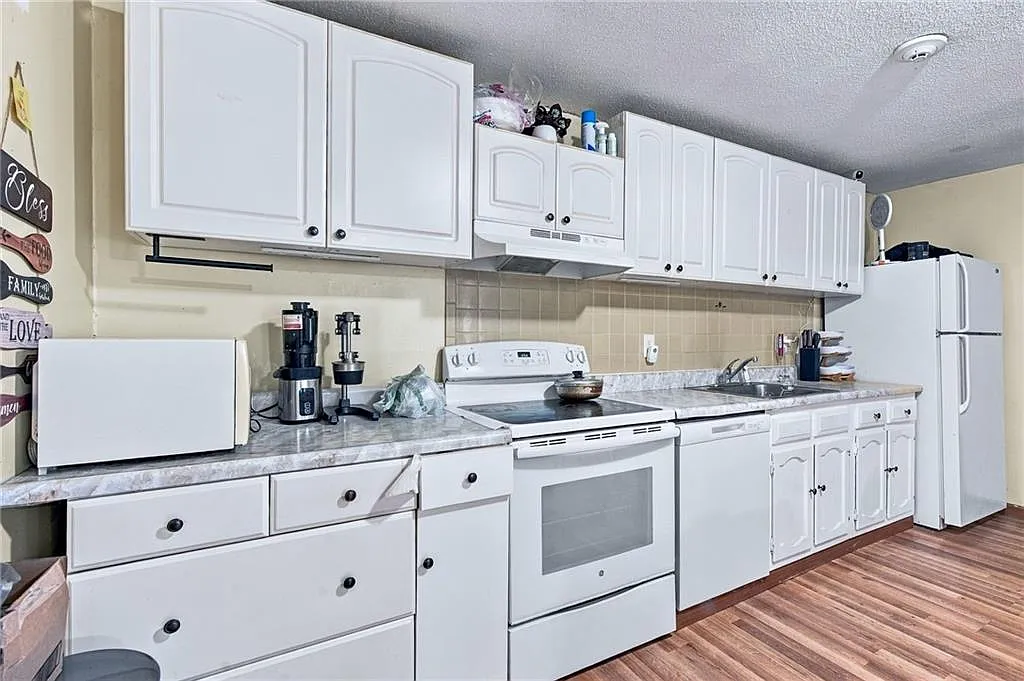 1 bed, 672 sqft, $1,550 — Photo 3