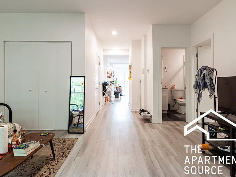 4937 N Saint Louis Ave #2S — Photo 10