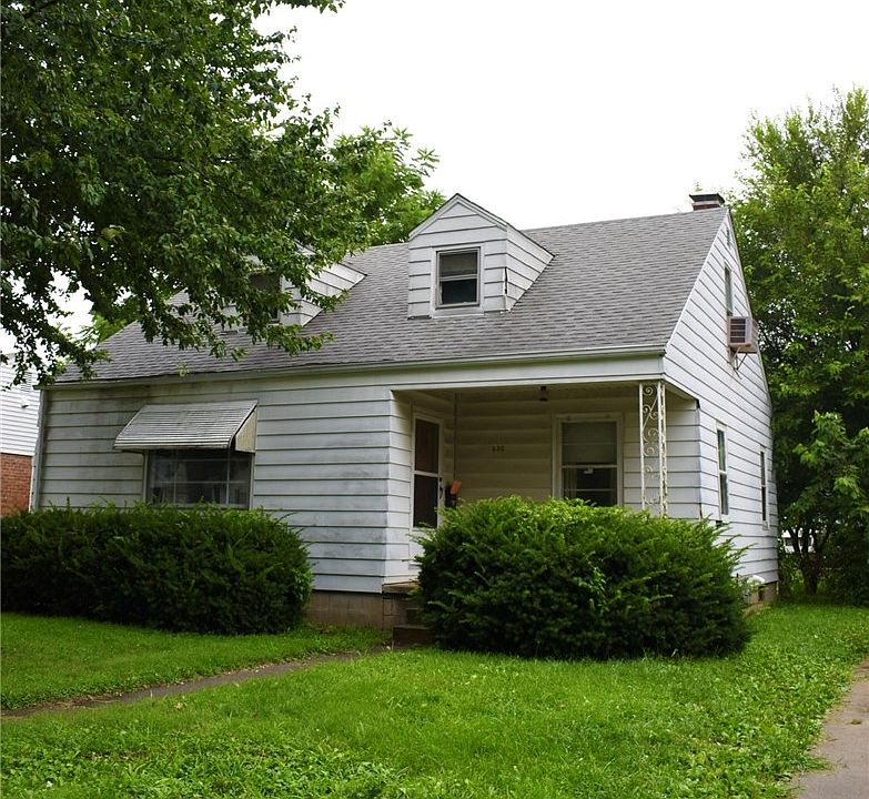 1st image of 430 E Pierson Ave