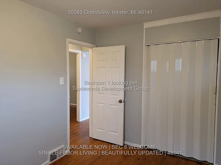 30043 Grandview St — Photo 3