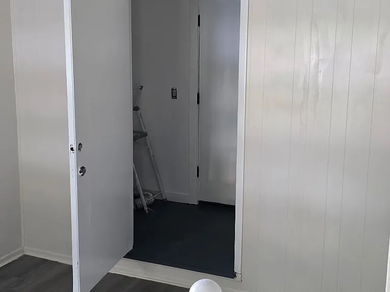 1048 Patterson Cir — Photo 12