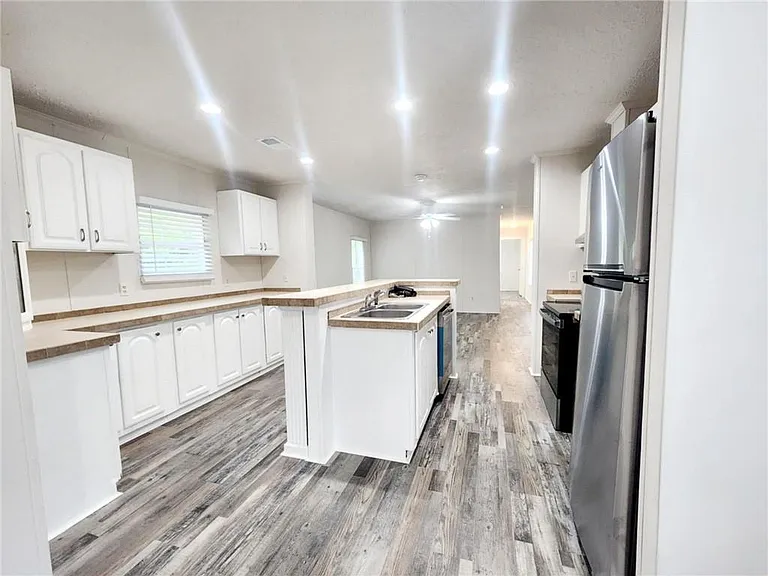 73112 Putt St — Photo 6