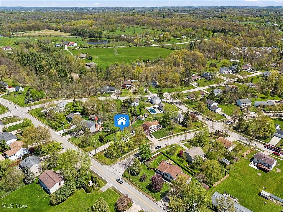 2nd image of 5485 Diana Lynn Dr