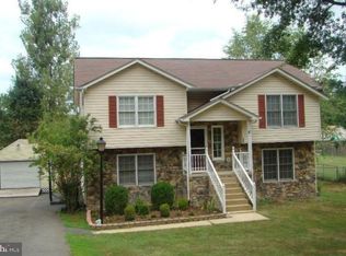 602 Lamplighter Dr, Fredericksburg, VA 22407