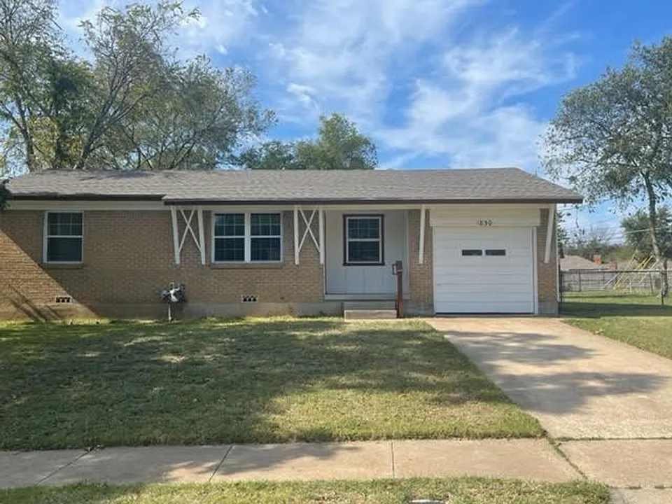 1830 La Porte Dr