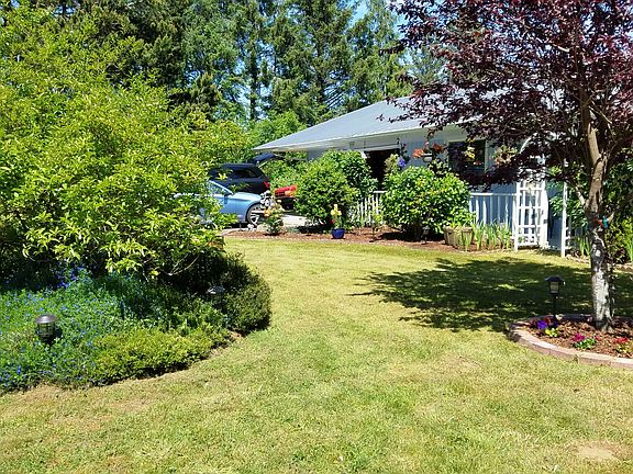 2nd image of 37 Schram Dr