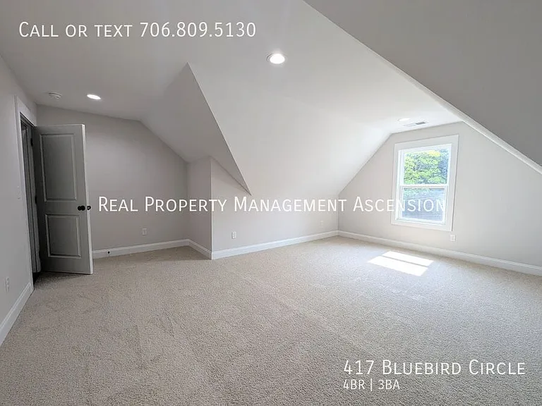 417 Bluebird Cir — Photo 24