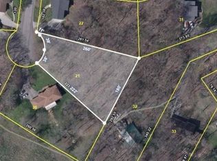 135 Iroquois Ln, Clinton, TN 37716