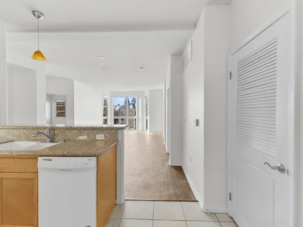 330 J St Unit 402, San Diego, CA 92101