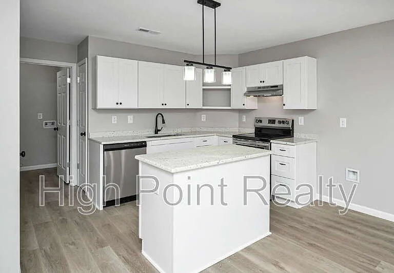 85 Smith Glen Dr — Photo 12