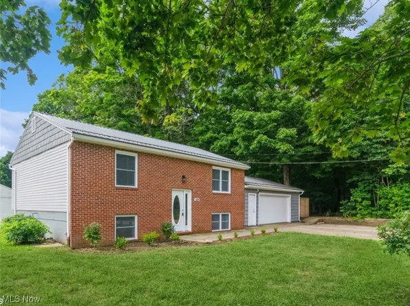 1496 Queenstown Rd, Kent, OH 44240