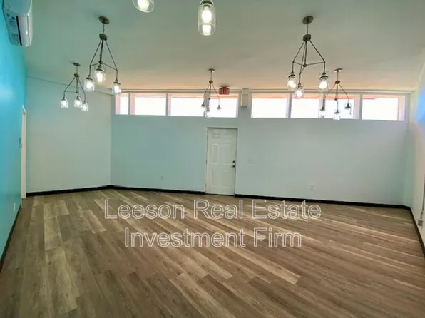 218-228 N Market St, Shreveport, LA