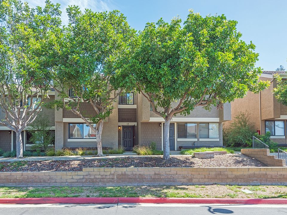 1st image of 15 Summerwalk Ct