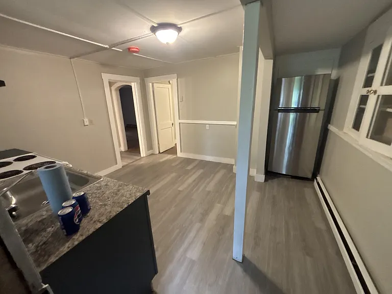 105 Main St #7 — Photo 8