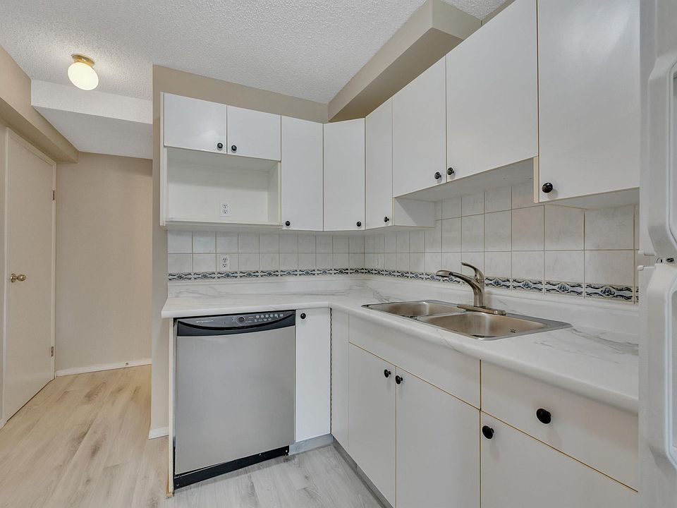 1st image of 2218 38th St NW