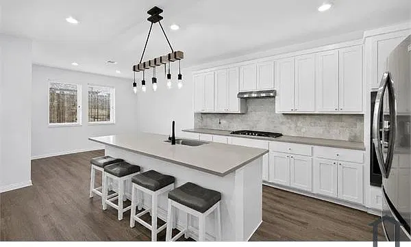 6 bed, 2974 sqft, $4,000 — Photo 4