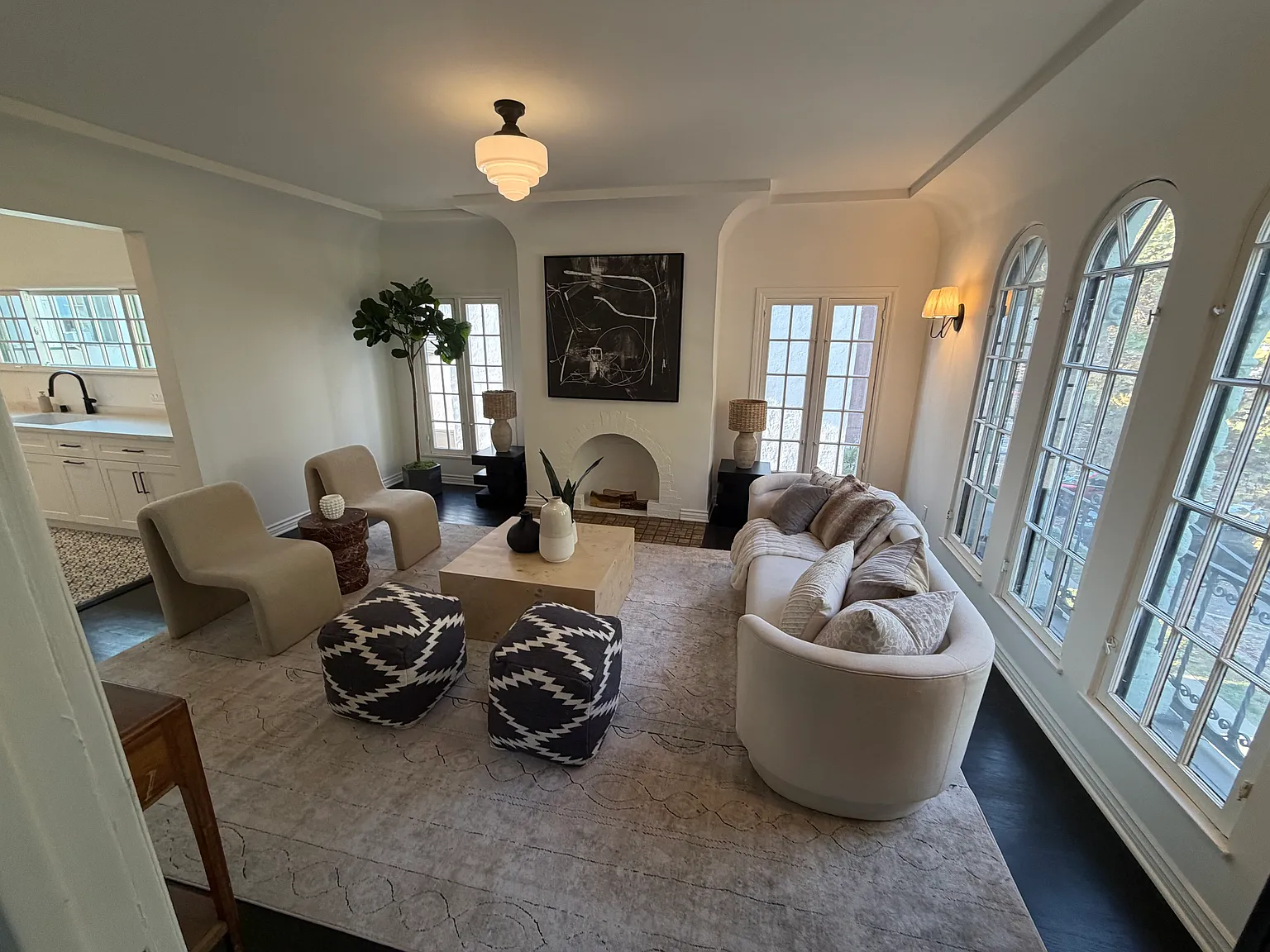2 bed, 1500 sqft, $5,495 — Photo 2